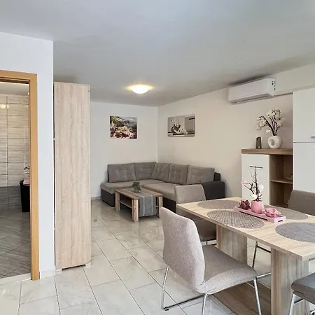 Apartment Center