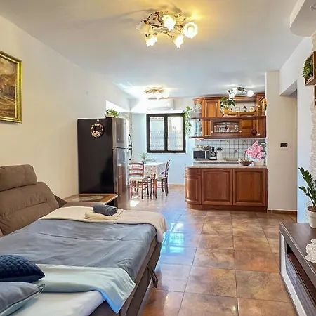 Center Apartment
