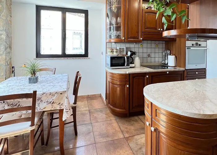 Center アパート *